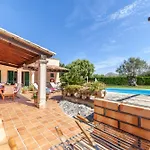 Holiday home Tia